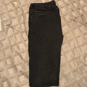 Black skinny jeans